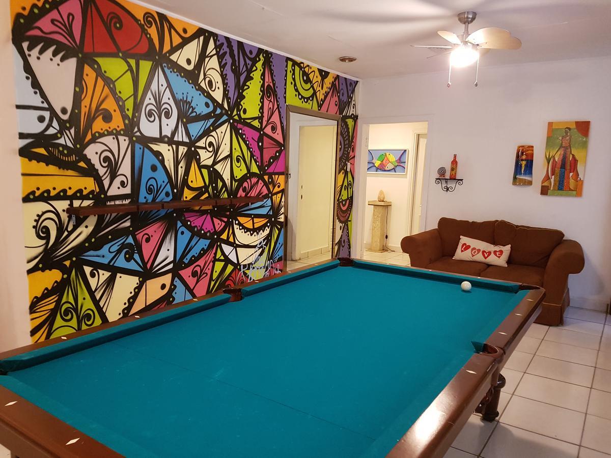 Hostal Aqui Me Quedo 산페드로술라 외부 사진
