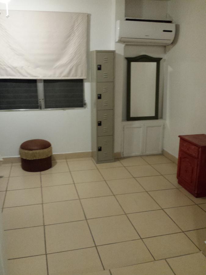 Hostal Aqui Me Quedo 산페드로술라 외부 사진
