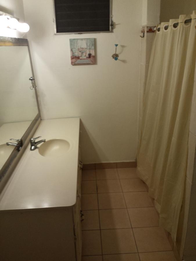 Hostal Aqui Me Quedo 산페드로술라 외부 사진