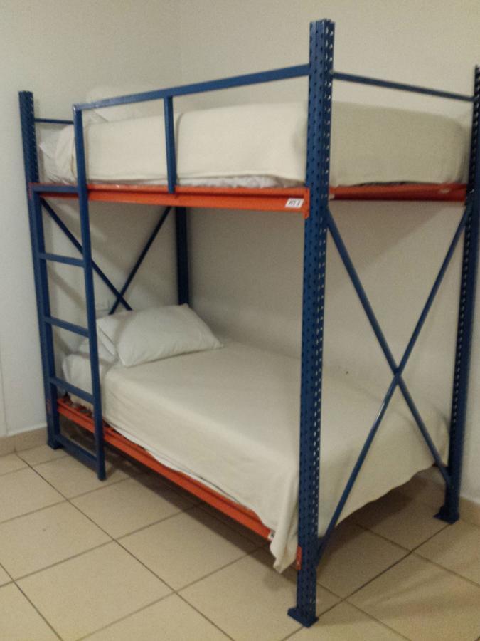 Hostal Aqui Me Quedo 산페드로술라 외부 사진